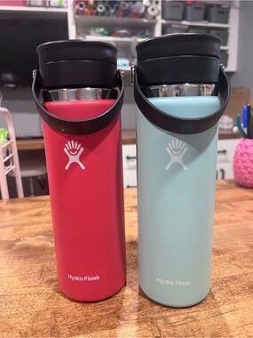 Hydro Flask Coral Pink & Light Blue Wide Mouth Bottles with Flex Straps